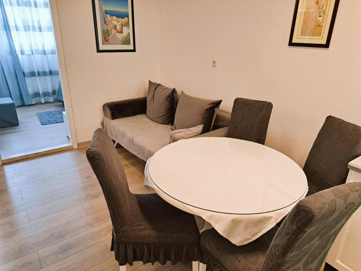 Luklena Lägenhet Split Exteriör bild
